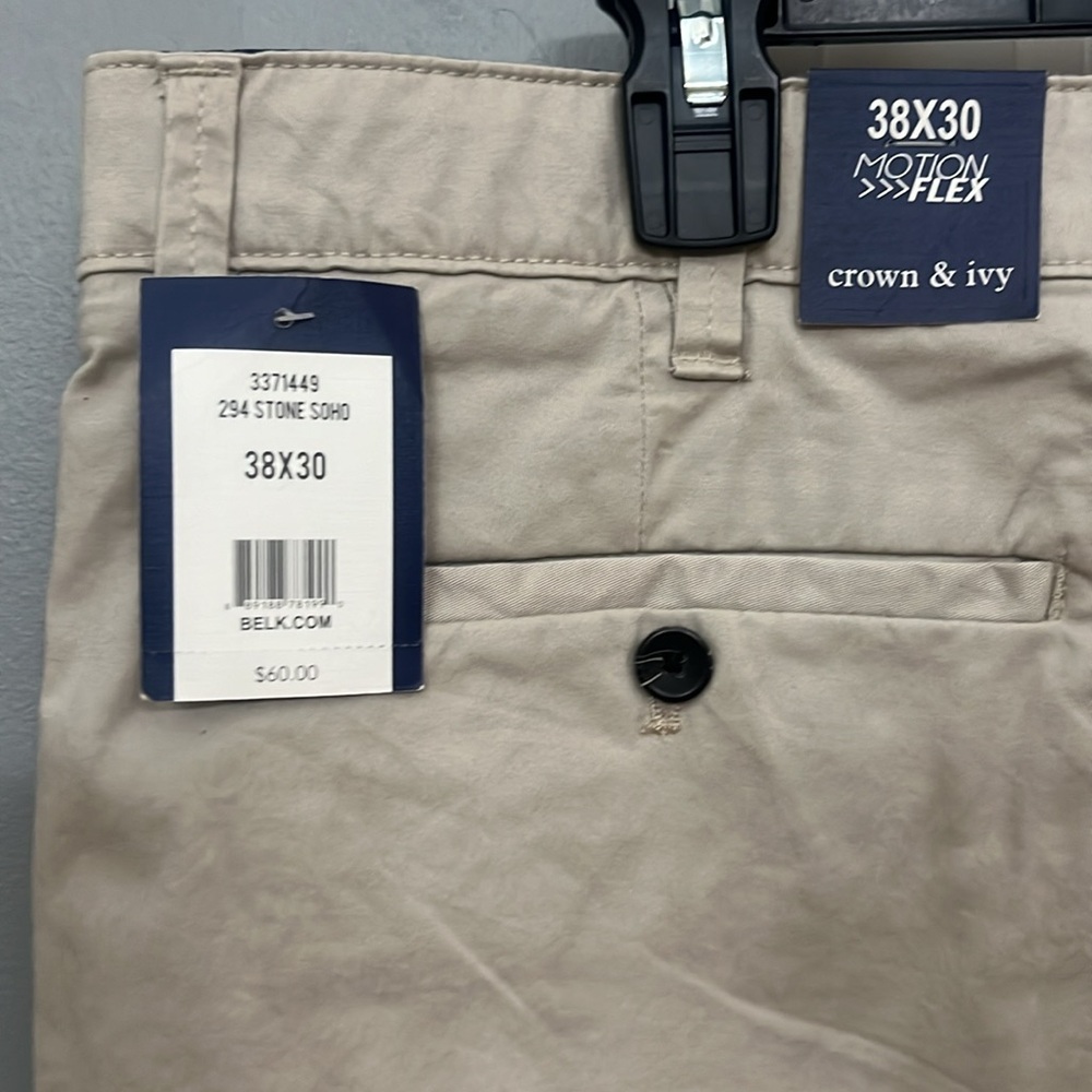 NWT! Crown & Ivy MOTION FLEX khaki pants 38X30 Men’s - Picture 15 of 16